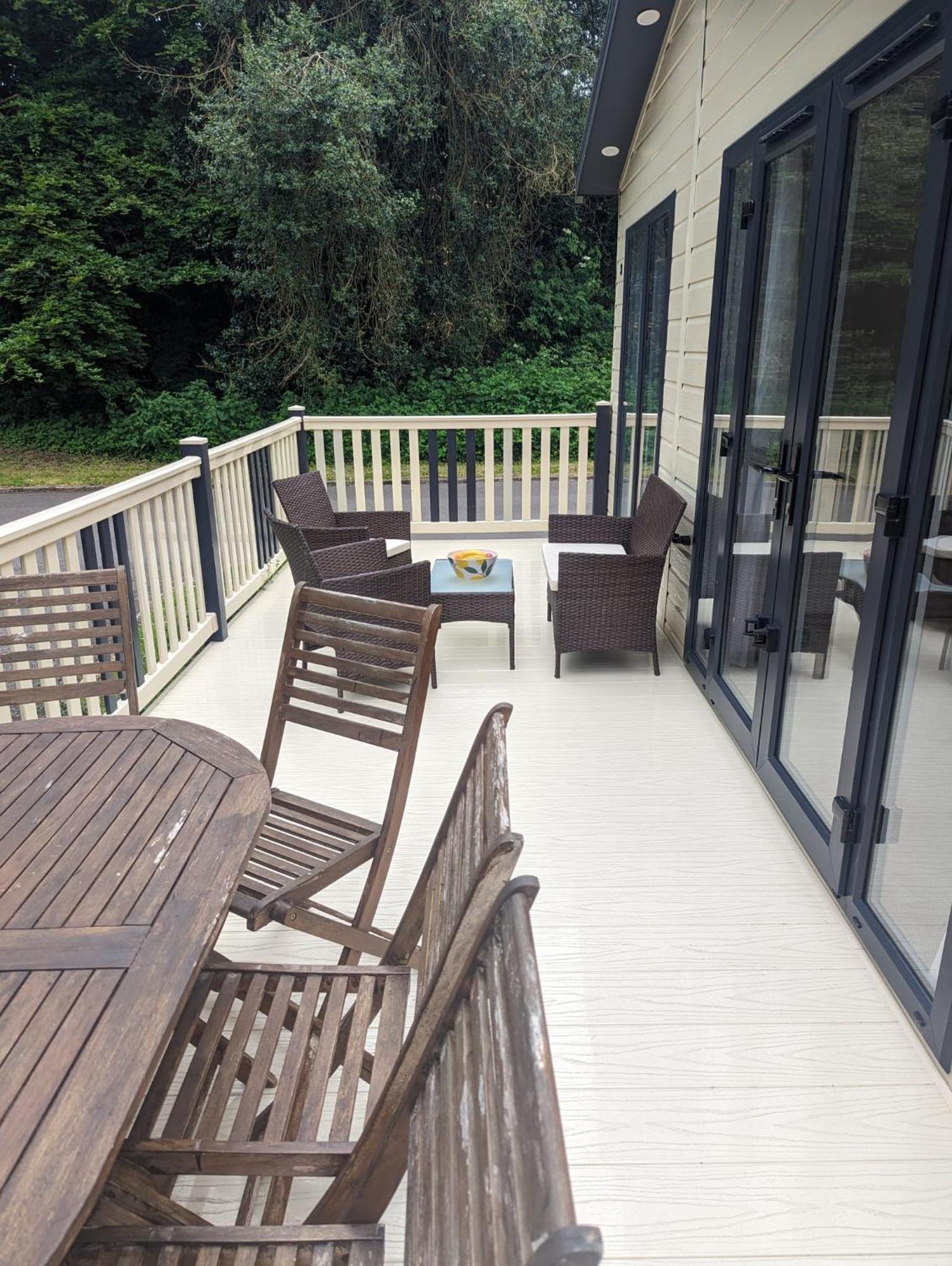 Luxury Stunning Sensation Lodge On 5 Star Shorefield Country Park New Forest Entertainment And Leisure Passes Included Milford on Sea Exteriör bild